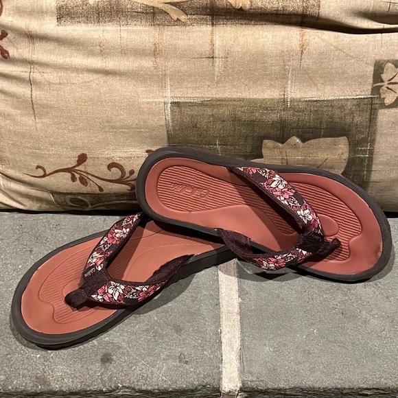 Cabela's Shoes Cabelas Sandals Poshmark